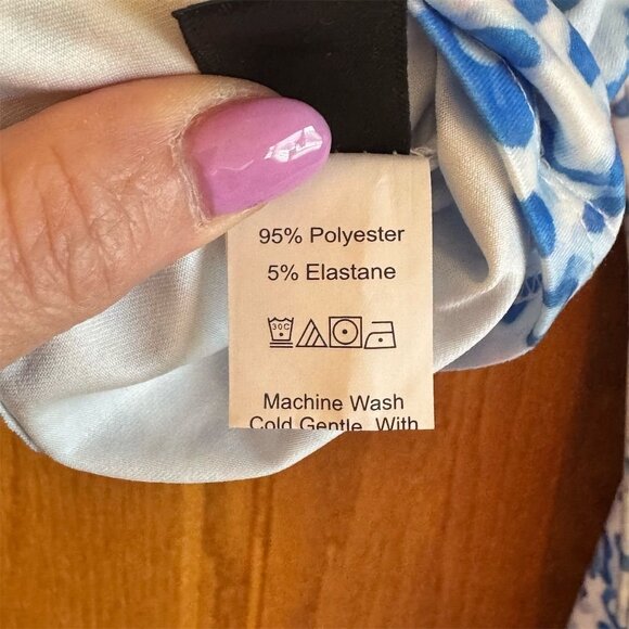 SHEIN Women's Blue Cheetah Print Lace V-Neck Long Sleeve Crop Top M New - Picture 4 of 4